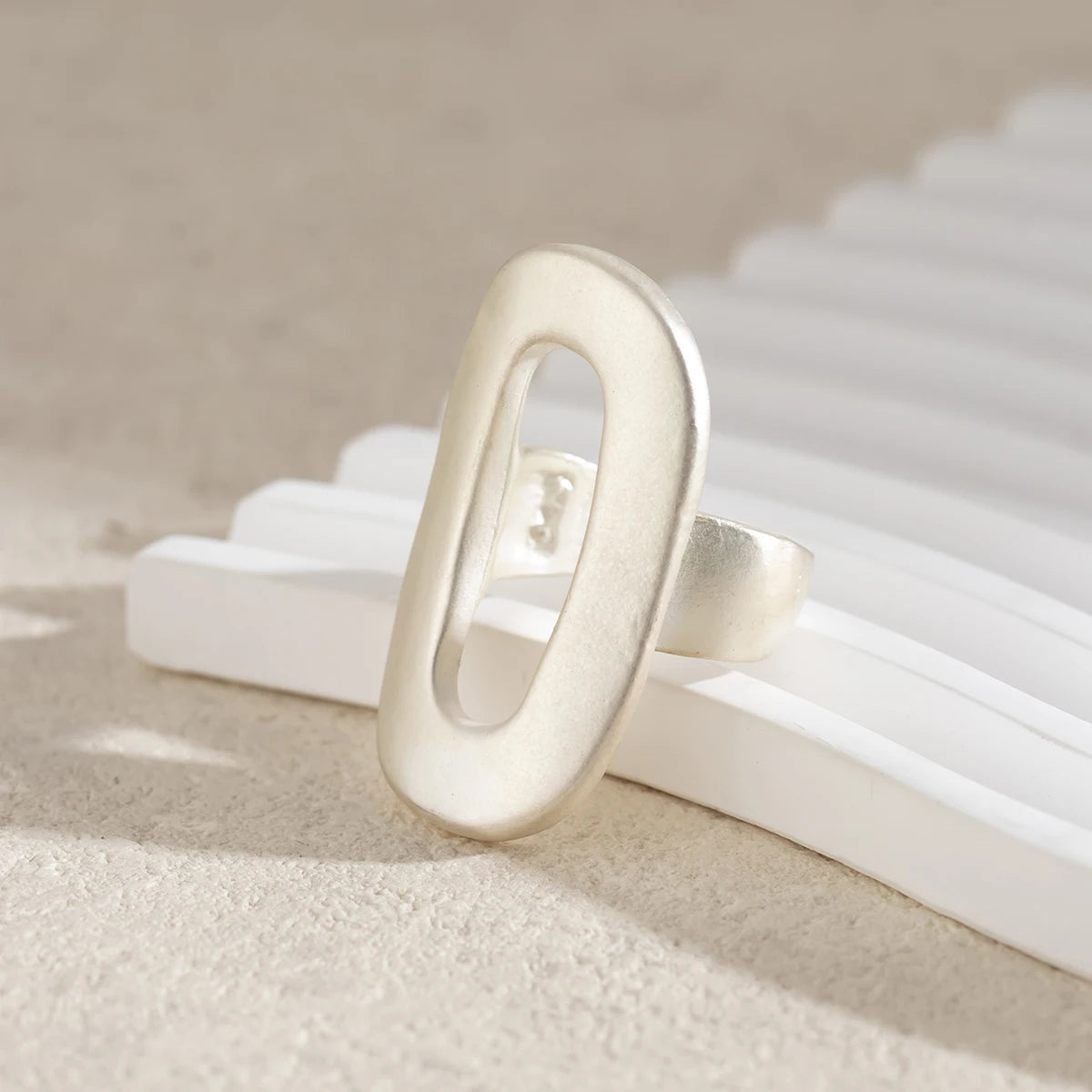 Irregular Geometric Open Ring
