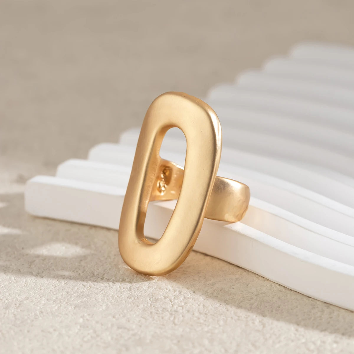 Irregular Geometric Open Ring