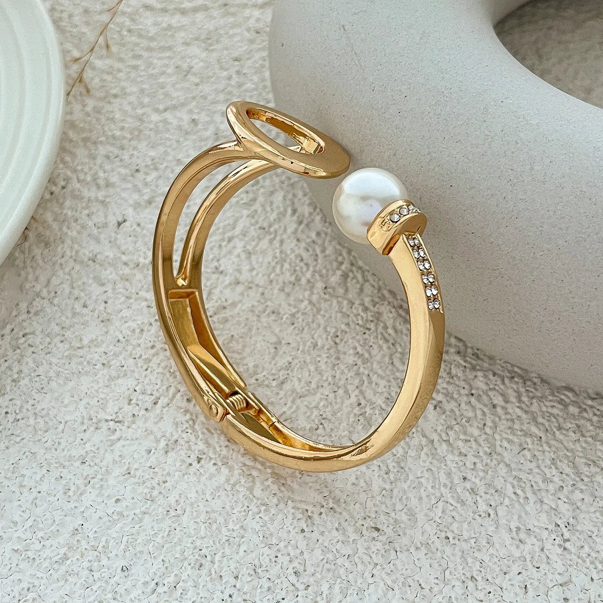 Vintage Hip-Hop Spring Cuff Bangle