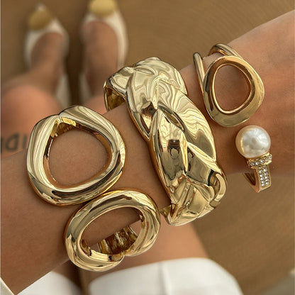 Vintage Hip-Hop Spring Cuff Bangle