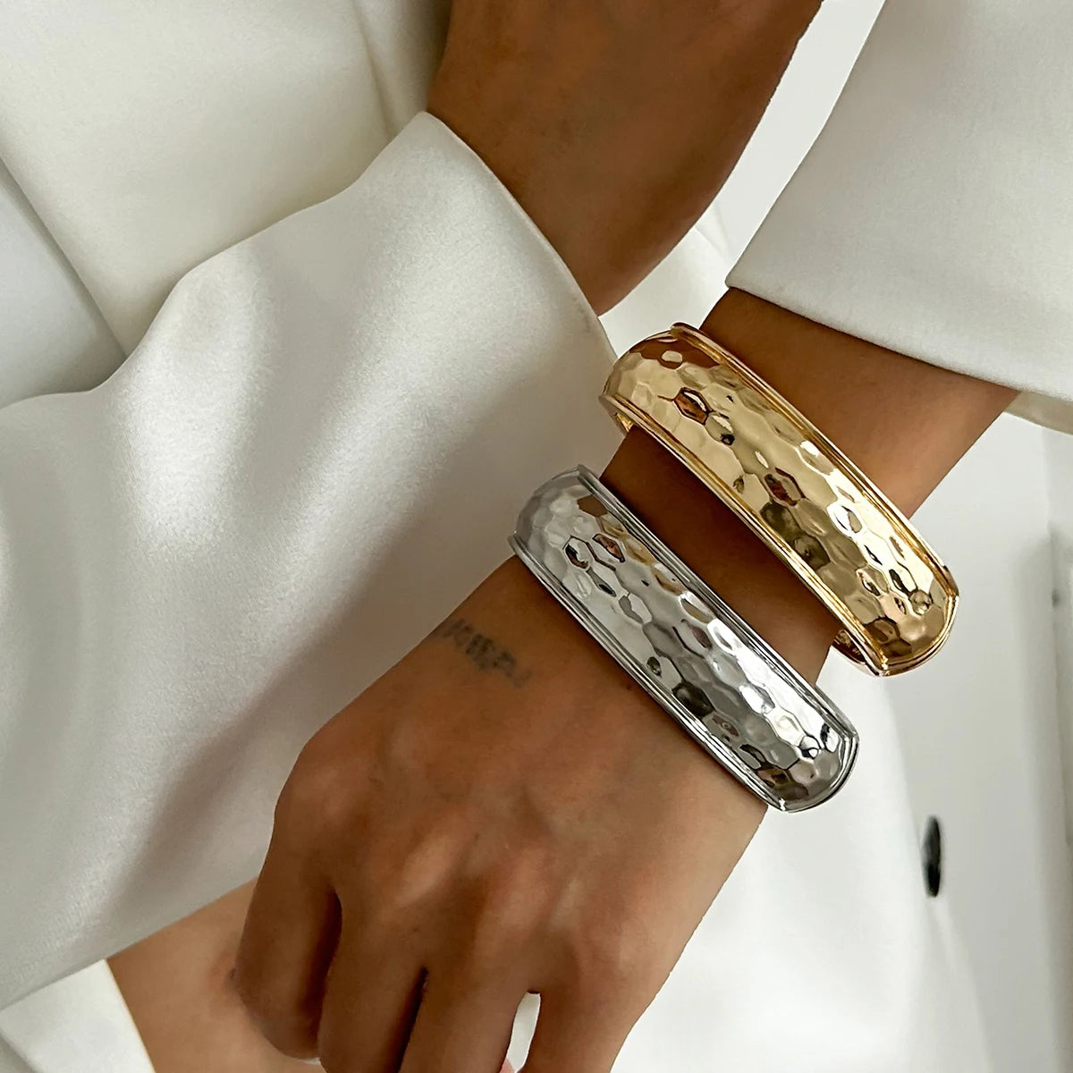 Vintage Hip-Hop Spring Cuff Bangle
