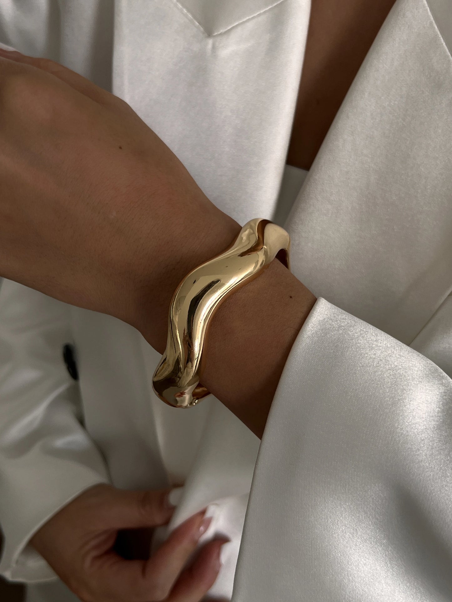 Chunky Pearl Cuff Bracelet